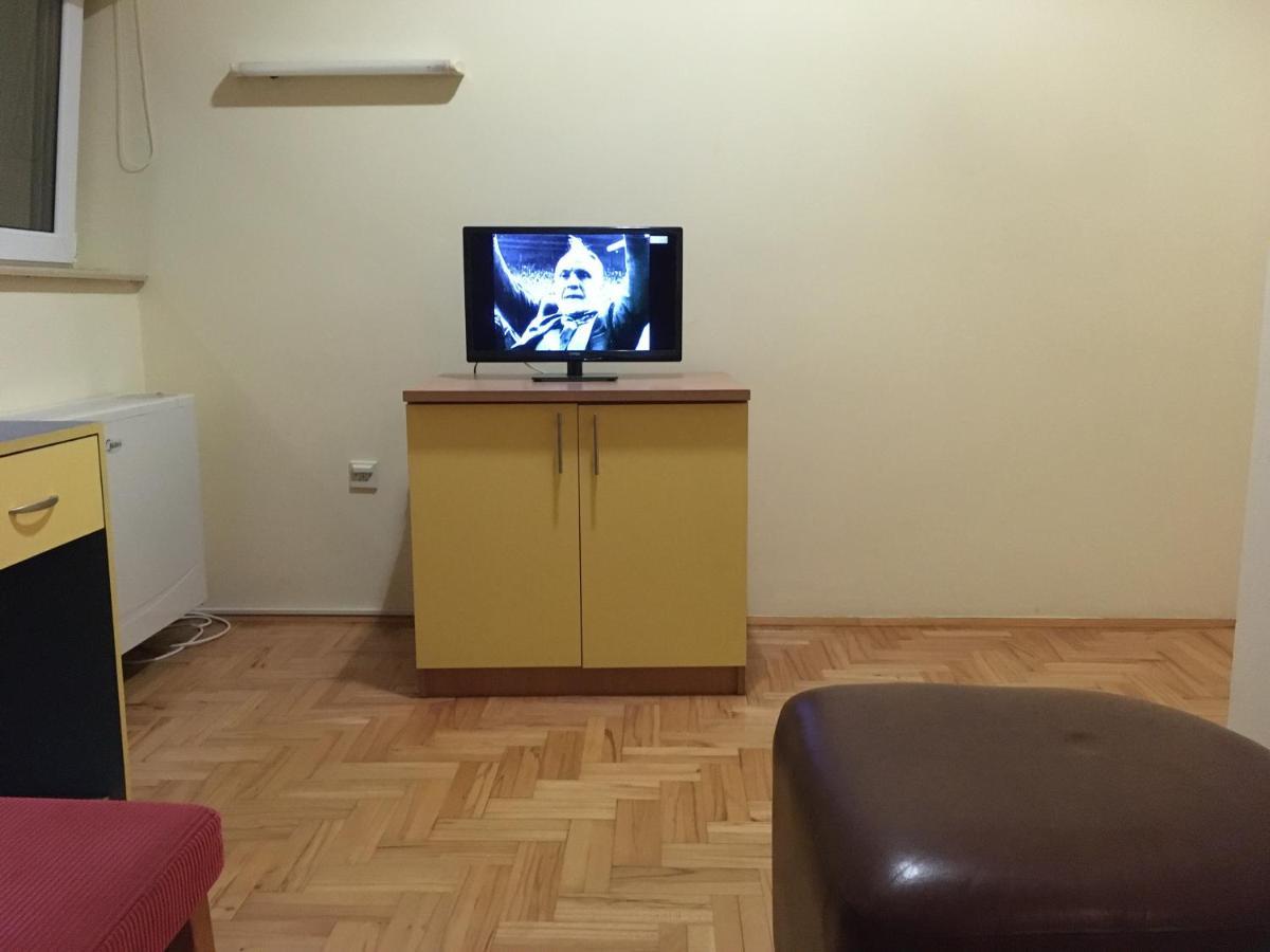 Hostel Teresianum Aleksinac Dış mekan fotoğraf
