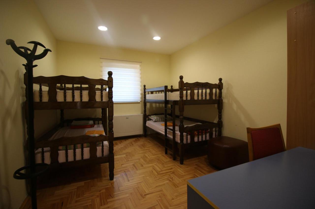 Hostel Teresianum Aleksinac Dış mekan fotoğraf