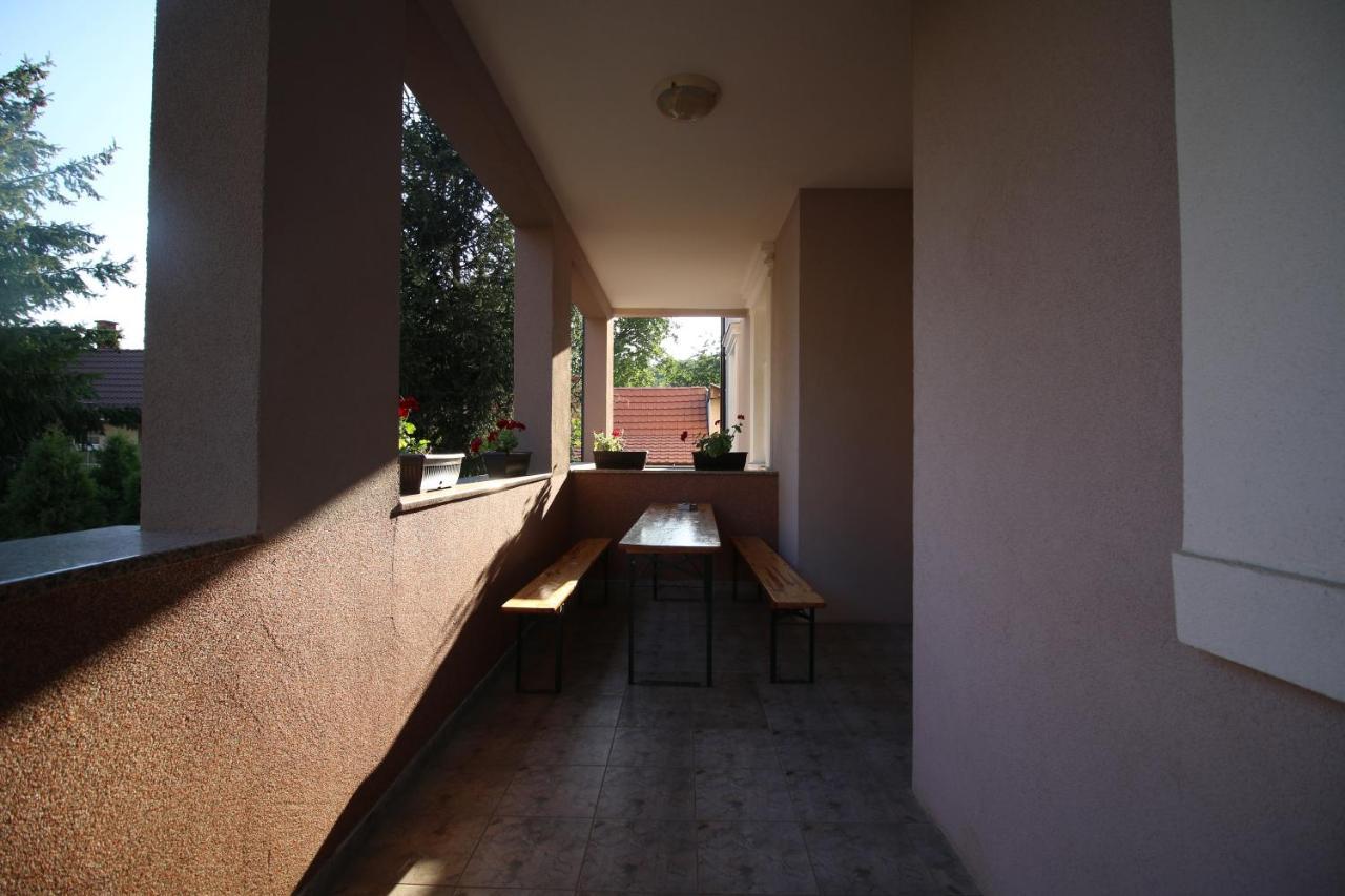 Hostel Teresianum Aleksinac Dış mekan fotoğraf