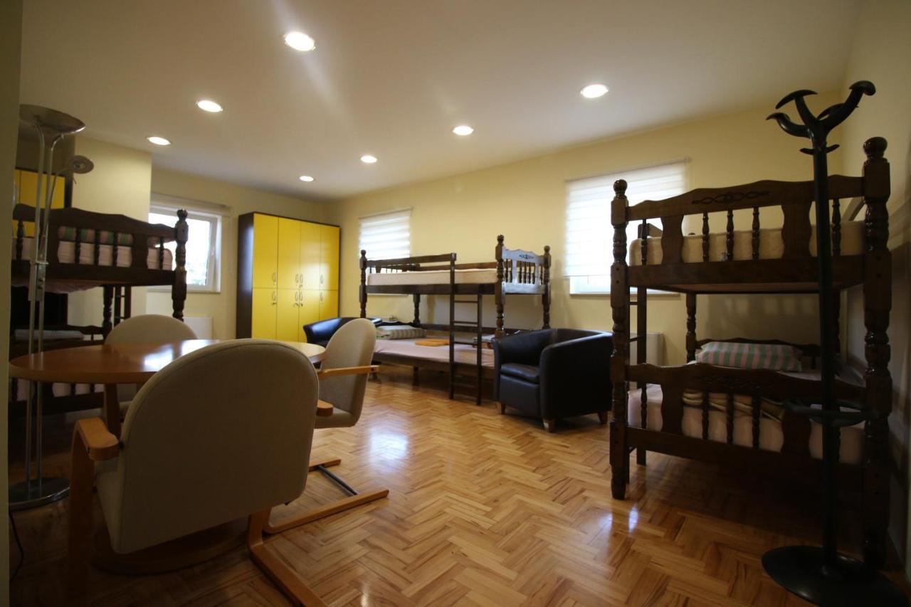 Hostel Teresianum Aleksinac Dış mekan fotoğraf